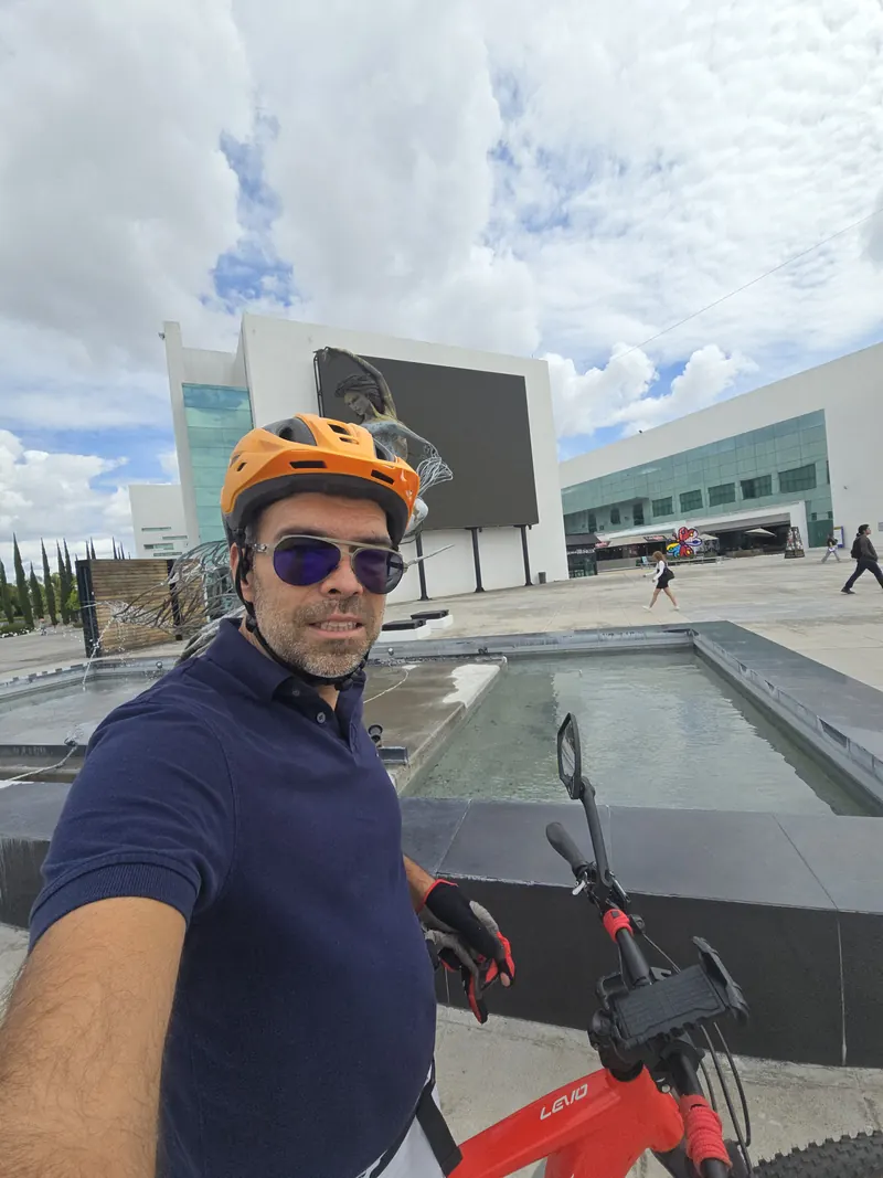 Iñaki en bicicleta
